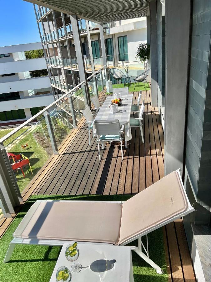 Superbe Appartement Spacieux Avec Terrasse Vue Piscine Vilamoura Exterior photo